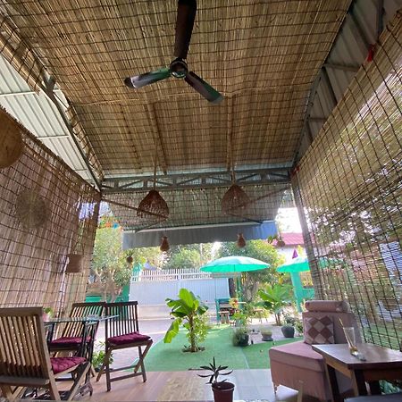 Bloom Garden Bed & Breakfast シェムリアップ エクステリア 写真