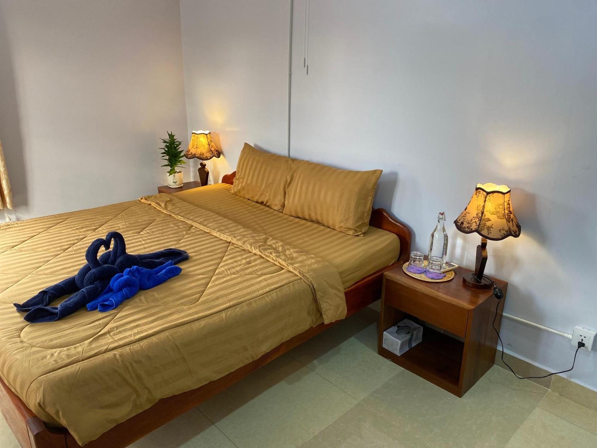 Bloom Garden Bed & Breakfast シェムリアップ エクステリア 写真