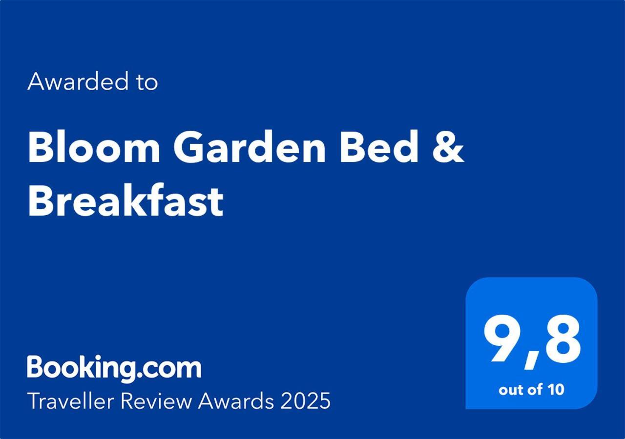 Bloom Garden Bed & Breakfast シェムリアップ エクステリア 写真